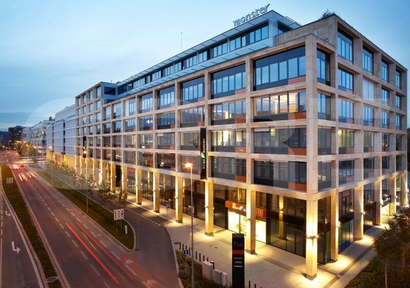 River Garden Office I